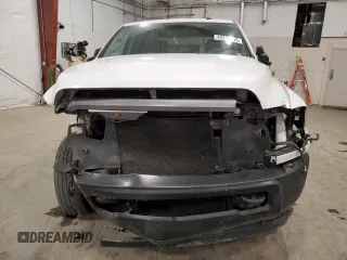 2018 Ram 2500 Tradesman with VIN 3C6UR5HL8JG352041, listed as a Copart auction lot 42220865 with 253,556 mi miles and Salvage title. Bid and sale history available at DreamBid. Image 5.
