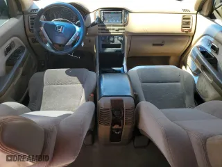 2005 Honda Pilot LX with VIN 2HKYF18115H559023, listed as a Copart auction lot 49797835 with 206,339 mi miles and Salvage Title. Bid and sale history available at carsss.com. Image 8.