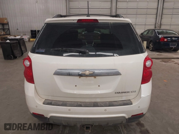 2014 Chevrolet Equinox LTZ with VIN 1GNALDEK3EZ120687, listed as a IAAI auction lot 40981187 with 131,828 mi miles. Bid and sale history available at carsss.com. Image 17.