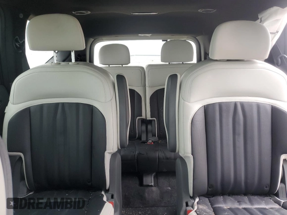 2024 Kia EV9 GT-Line z VIN KNDAEFS52R6040494, wystawiony jako Copart lot #51679105 z przebiegiem Nie podano mil oraz Szkody całkowita. Historia ofert i sprzedaży dostępna na DreamBid. Obrazek 10.