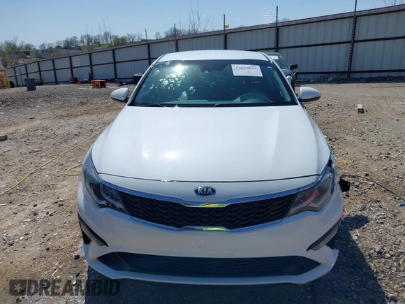 2020 Kia Optima LX with VIN 5XXGT4L34LG394642, listed as a IAAI auction lot 41850853 with 90,379 mi miles. Bid and sale history available at carsss.com. Image 12.