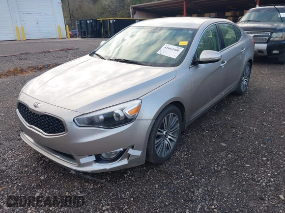 2014 Kia Cadenza Premium with VIN KNALN4D72E5143262, listed as a IAAI auction lot 41663400 with 176,471 mi miles. Bid and sale history available at carsss.com. Image 2.