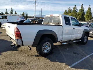 2013 Toyota Tacoma PreRunner with VIN 5TFTU4GN3DX038376, listed as a Copart auction lot 85600734 with 153,384 mi miles and Salvage Title. Bid and sale history available at carsss.com. Image 3.