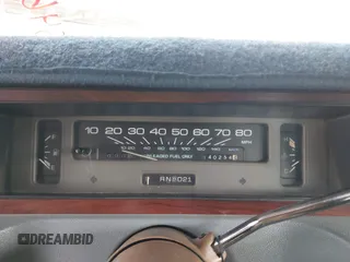 1992 Chevrolet Caprice with VIN 1G1BL53E1NR119546, listed as a IAAI auction lot 41461158 with 140,234 mi miles and . Bid and sale history available at DreamBid. Image 7.