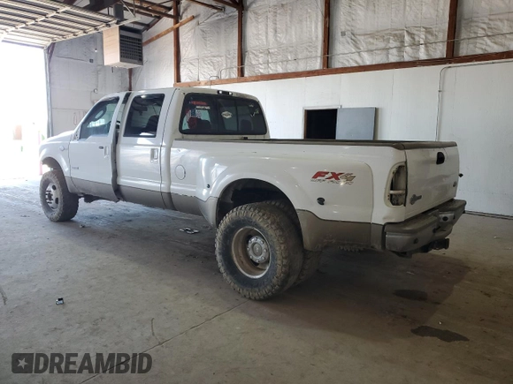 2006 Ford F-350 XL with VIN 1FTWW33P66EA97347, listed as a Copart auction lot 54573915 with 286,058 mi miles and Salvage Title. Bid and sale history available at DreamBid. Image 2.