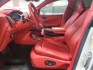 2023 Aston Martin DBX z VIN SD7VUJAW3PTV08474, wystawiony jako Copart lot #66961574 z przebiegiem 3449 mil mil oraz Szkody całkowita. Historia ofert i sprzedaży dostępna na DreamBid. Obrazek 7.