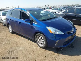 2013 Toyota Prius v Two with VIN JTDZN3EU6D3289122, listed as a IAAI auction lot 41670913 with 121,479 mi miles. Bid and sale history available at carsss.com. Image 1.