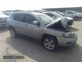 2016 Jeep Compass Latitude with VIN 1C4NJDEBXGD594149, listed as a IAAI auction lot 41523706 with 113,200 mi miles. Bid and sale history available at carsss.com. Image 1.