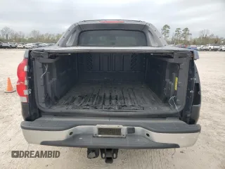 2005 Chevrolet Avalanche Z66 with VIN 3GNEC12ZX5G261693, listed as a Copart auction lot 87398894 with 350,744 mi miles and Clean Title. Bid and sale history available at carsss.com. Image 6.