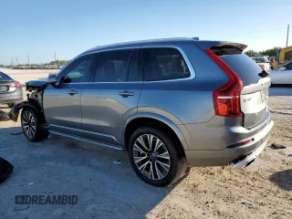 2020 Volvo XC90 Momentum with VIN YV4102CK9L1586853, listed as a Copart auction lot 80652854 with 20,256 mi miles and Clean Title. Bid and sale history available at carsss.com. Image 2.