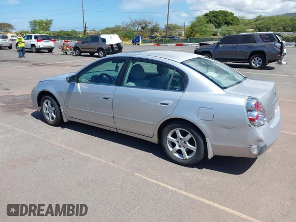 2005 Nissan Altima S z VIN 1N4AL11D45C380359, wystawiony jako IAAI lot #42022290 z przebiegiem 113 156 mil mil oraz . Historia ofert i sprzedaży dostępna na DreamBid. Obrazek 3.