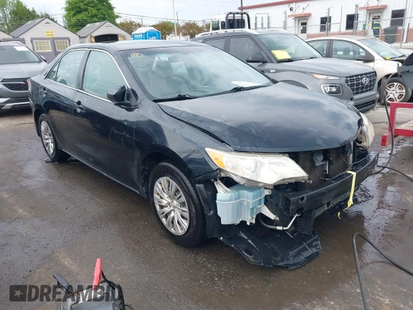 2012 Toyota Camry L with VIN 4T1BF1FK0CU029447, listed as a IAAI auction lot 42034020 with 270,013 mi miles. Bid and sale history available at carsss.com. Image 1.