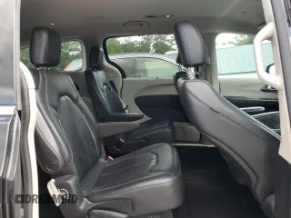 2020 Chrysler Pacifica Touring L with VIN 2C4RC1BG8LR133548, listed as a Copart auction lot 63272655 with 64,489 mi miles and Salvage title. Bid and sale history available at DreamBid. Image 11.