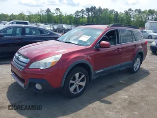 2014 Subaru Outback 2.5i Limited with VIN 4S4BRCNC7E3311039, listed as a IAAI auction lot 42102365 with 187,861 mi miles. Bid and sale history available at carsss.com. Image 17.