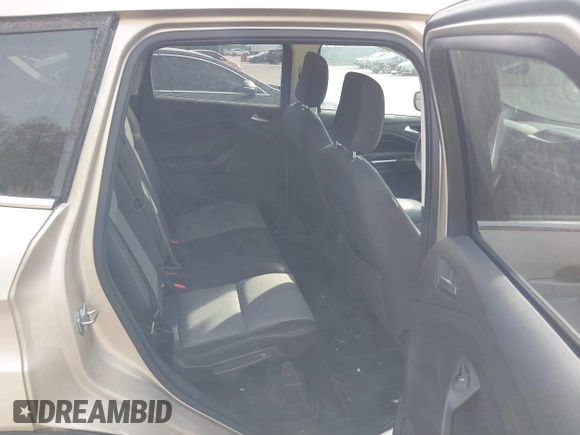 2018 Ford Escape SE z VIN 1FMCU9GD1JUB02119, wystawiony jako IAAI lot #42092393 z przebiegiem 69 309 mil mil oraz . Historia ofert i sprzedaży dostępna na DreamBid. Obrazek 8.