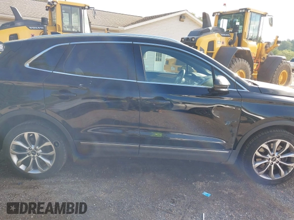 2016 Lincoln MKC Select с VIN 5LMCJ2D96GUJ21058, выставлен на аукционе IAAI как лот 42204987 с пробегом 160 318 миль миль и . История ставок и продаж доступна на DreamBid. Изображение 13.