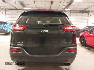 2016 Jeep Cherokee Sport with VIN 1C4PJMAB0GW321370, listed as a IAAI auction lot 41487094 with 131,336 mi miles and . Bid and sale history available at DreamBid. Image 17.