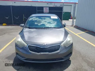 2016 Kia Forte LX z VIN KNAFX4A67G5550953, wystawiony jako IAAI lot #42183097 z przebiegiem 103 512 mil mil oraz . Historia ofert i sprzedaży dostępna na DreamBid. Obrazek 12.