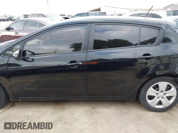 2016 Kia Forte LX z VIN KNAFK5A8XG5572550, wystawiony jako IAAI lot #42314657 z przebiegiem 113 265 mil mil oraz . Historia ofert i sprzedaży dostępna na DreamBid. Obrazek 15.