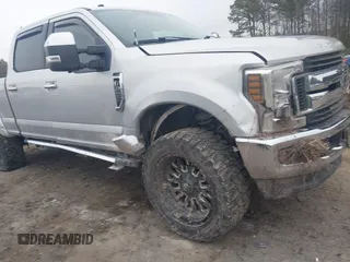 2018 Ford Super Duty F-250 SRW XL with VIN 1FT7W2B6XJEC73803, listed as a IAAI auction lot 41367437 with 77,480 mi miles. Bid and sale history available at carsss.com. Image 6.