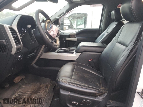 2019 Ford F-350 XL with VIN 1FT8W3BT6KEG01302, listed as a Copart auction lot 84645714 with 125,088 mi miles and Salvage title. Bid and sale history available at DreamBid. Image 7.