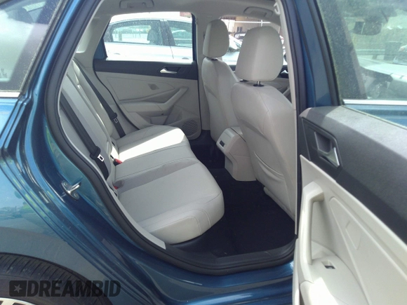2020 Volkswagen Jetta SEL с VIN 3VWEB7BU3LM060359, выставлен на аукционе IAAI как лот 41922557 с пробегом 63 686 миль миль и . История ставок и продаж доступна на DreamBid. Изображение 8.
