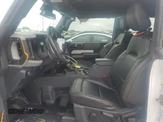 2021 Ford Bronco с VIN 1FMDE5CP3MLB04071, выставлен на аукционе Copart как лот 54220505 с пробегом 28 385 миль миль и Списание • Salvage title. История ставок и продаж доступна на DreamBid. Изображение 7.