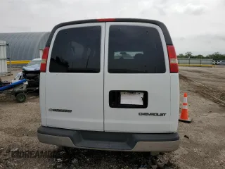 2005 Chevrolet Express Passenger with VIN 1GAHG39UX51197887, listed as a Copart auction lot 54499855 with 173,655 mi miles and Clean title. Bid and sale history available at DreamBid. Image 6.