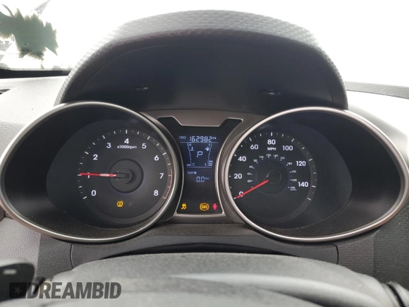2012 Hyundai Veloster w/Red Int with VIN KMHTC6AD2CU058130, listed as a Copart auction lot 86747414 with 162,982 mi miles and Clean title. Bid and sale history available at DreamBid. Image 9.