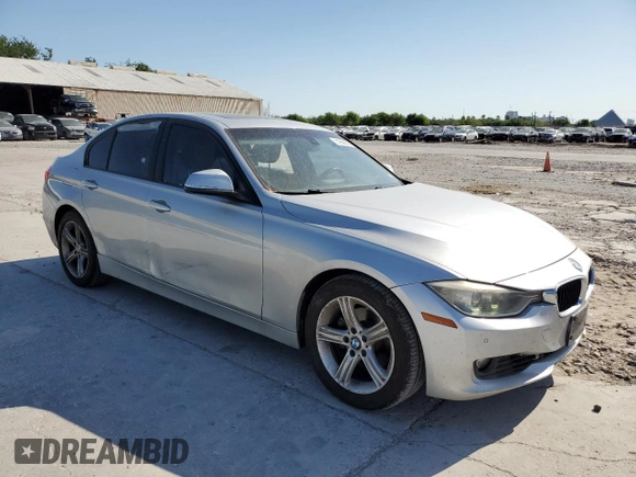 2015 BMW 3 Series 328i с VIN WBA3A5G57FNS87497, выставлен на аукционе Copart как лот 51650655 с пробегом 94 035 миль миль и Чистый • Clean title. История ставок и продаж доступна на DreamBid. Изображение 4.