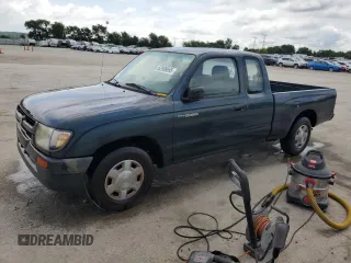 1997 Toyota Tacoma with VIN 4TAVL52N0VZ313065, listed as a Copart auction lot 62908695 with 171,629 mi miles and Salvage title. Bid and sale history available at DreamBid. Image 1.