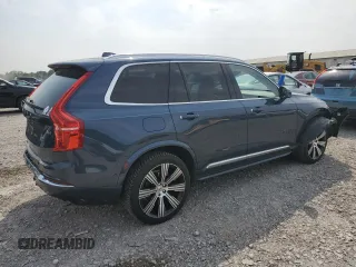 2021 Volvo XC90 Inscription with VIN YV4A22PL0M1746505, listed as a Copart auction lot 60168495 with 62,684 mi miles and Salvage title. Bid and sale history available at DreamBid. Image 3.