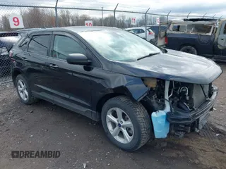 2021 Ford Edge SE z VIN 2FMPK4G9XMBA15819, wystawiony jako IAAI lot #41921371 z przebiegiem 63 373 mil mil oraz . Historia ofert i sprzedaży dostępna na DreamBid. Obrazek 1.