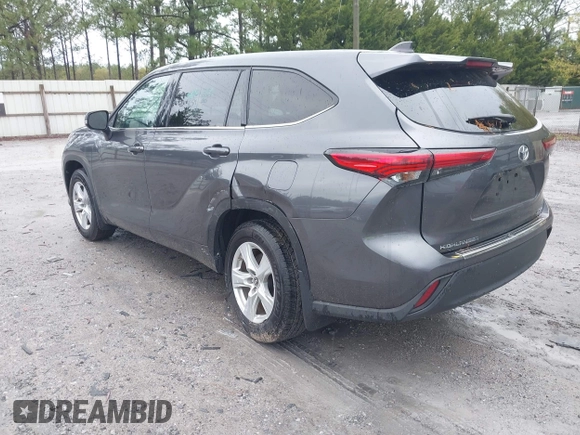 2022 Toyota Highlander LE with VIN 5TDBZRBH8NS594816, listed as a IAAI auction lot 41892825 with 49,229 mi miles and . Bid and sale history available at DreamBid. Image 3.