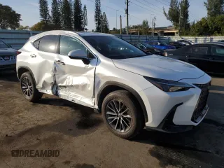 2022 Lexus NX with VIN 2T2GGCEZ5NC002810, listed as a Copart auction lot 43250215 with 11,717 mi miles and Salvage Title. Bid and sale history available at carsss.com. Image 4.