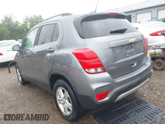 2020 Chevrolet Trax LT with VIN 3GNCJLSB5LL184716, listed as a IAAI auction lot 42420100 with 82,846 mi miles and . Bid and sale history available at DreamBid. Image 3.
