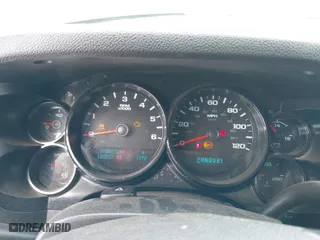 2009 Chevrolet Silverado 1500 LT with VIN 2GCEK29J991112885, listed as a IAAI auction lot 41632179 with 180,557 mi miles. Bid and sale history available at carsss.com. Image 7.