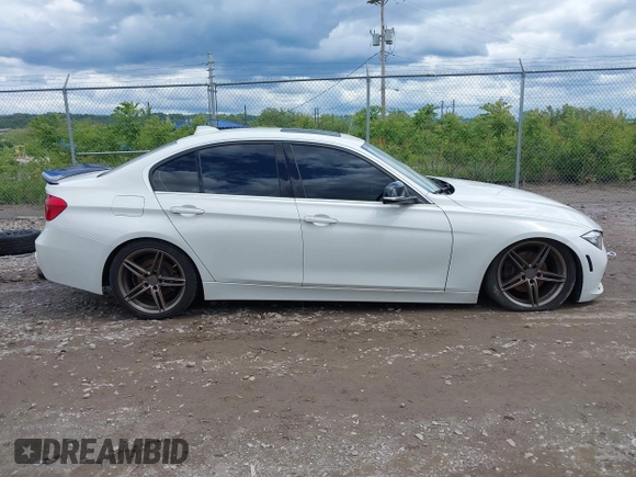 2017 BMW 3 Series 330i xDrive with VIN WBA8D9G54HNU59377, listed as a IAAI auction lot 42350863 with 114,614 mi miles and . Bid and sale history available at DreamBid. Image 14.