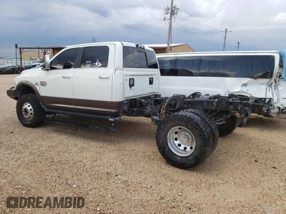 2018 Ram 3500 Laramie Longhorn z VIN 3C63RRKL7JG354150, wystawiony jako Copart lot #56087194 z przebiegiem 109 170 mil mil oraz Czysty tytuł • Clean title. Historia ofert i sprzedaży dostępna na DreamBid. Obrazek 2.