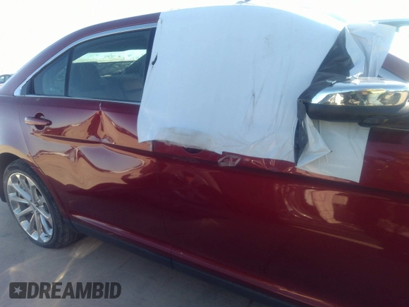 2018 Ford Taurus Limited with VIN 1FAHP2J83JG128648, listed as a IAAI auction lot 31515280 with Not provided miles and . Bid and sale history available at DreamBid. Image 12.