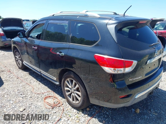 2013 Nissan Pathfinder S with VIN 5N1AR2MM4DC627593, listed as a IAAI auction lot 42137346 with 138,843 mi miles. Bid and sale history available at carsss.com. Image 3.