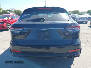 2023 Maserati Levante z VIN ZN661YUM3PX429958, wystawiony jako IAAI lot #41844196 z przebiegiem 19 878 mil mil oraz . Historia ofert i sprzedaży dostępna na DreamBid. Obrazek 17.
