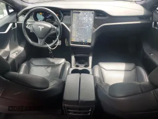 2018 Tesla Model S 75D with VIN 5YJSA1E40JF297040, listed as a Copart auction lot 57997045 with 113,503 mi miles and Salvage title. Bid and sale history available at DreamBid. Image 8.