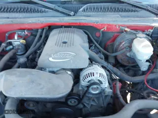 2007 Chevrolet Silverado 1500 Classic LT2 with VIN 1GCEK19Z77Z155769, listed as a IAAI auction lot 41406207 with 176,071 mi miles. Bid and sale history available at carsss.com. Image 10.