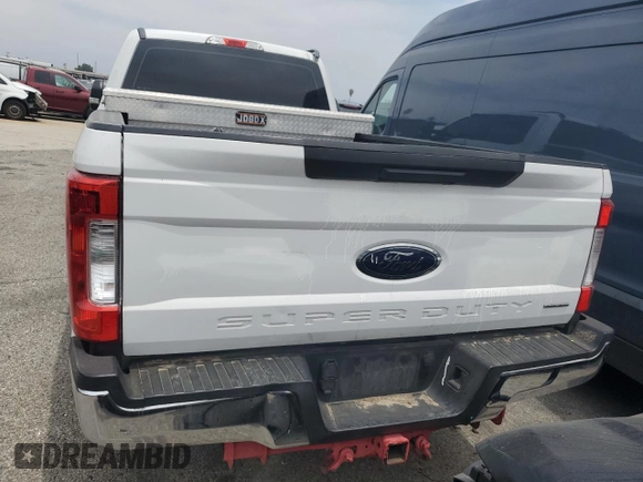 2017 Ford F-250 XL with VIN 1FT7W2A66HEC03159, listed as a Copart auction lot 56840865 with 227,502 mi miles and Clean title. Bid and sale history available at DreamBid. Image 6.
