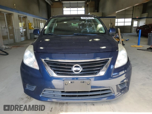 2014 Nissan Versa SV with VIN 3N1CN7AP0EK461009, listed as a Copart auction lot 47828175 with 125,832 mi miles and Clean Title. Bid and sale history available at DreamBid. Image 5.