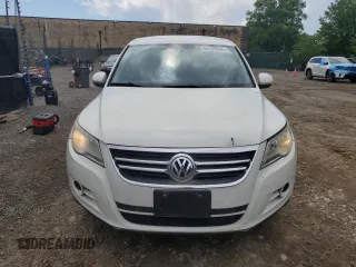 2011 Volkswagen Tiguan SEL w/Premium Navi with VIN WVGAV7AX6BW521178, listed as a Copart auction lot 56135045 with 155,438 mi miles and Clean title. Bid and sale history available at DreamBid. Image 5.