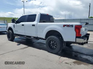 2017 Ford F-350 Platinum с VIN 1FT8W3BT8HEB47658, выставлен на аукционе Copart как лот 58339075 с пробегом 89 934 миль миль и Списание • Salvage title. История ставок и продаж доступна на DreamBid. Изображение 2.