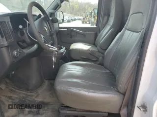 2020 Chevrolet Express Cargo Van with VIN 1GCWGBFB5L1153692, listed as a Copart auction lot 52133275 with 98,272 mi miles and Clean Title. Bid and sale history available at carsss.com. Image 7.