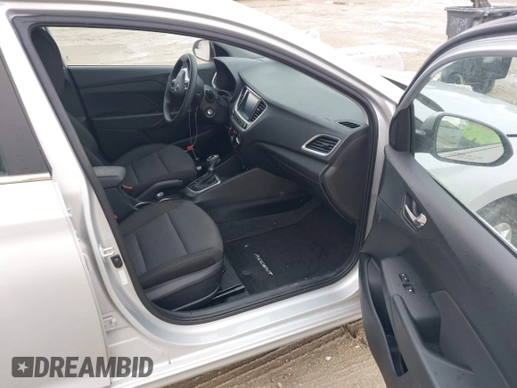 2022 Hyundai Accent SE with VIN 3KPC24A62NE173633, listed as a IAAI auction lot 39031071 with 49,089 mi miles and . Bid and sale history available at carsss.com. Image 5.